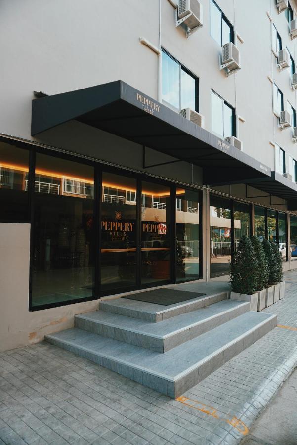 Peppy Hotel-Pepperyhills Hotel Чиангмай Екстериор снимка
