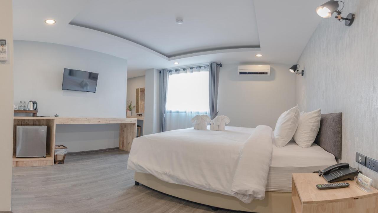 Peppy Hotel-Pepperyhills Hotel Чиангмай Екстериор снимка